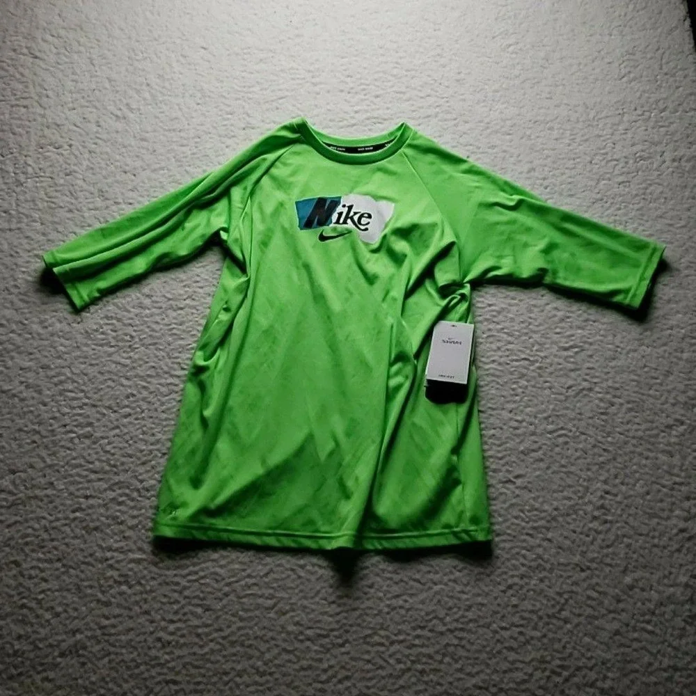 Nike Rash Guard Youth XL Green Strike Dri-FIT 3/4 Sleeve Swim Shirt Logo